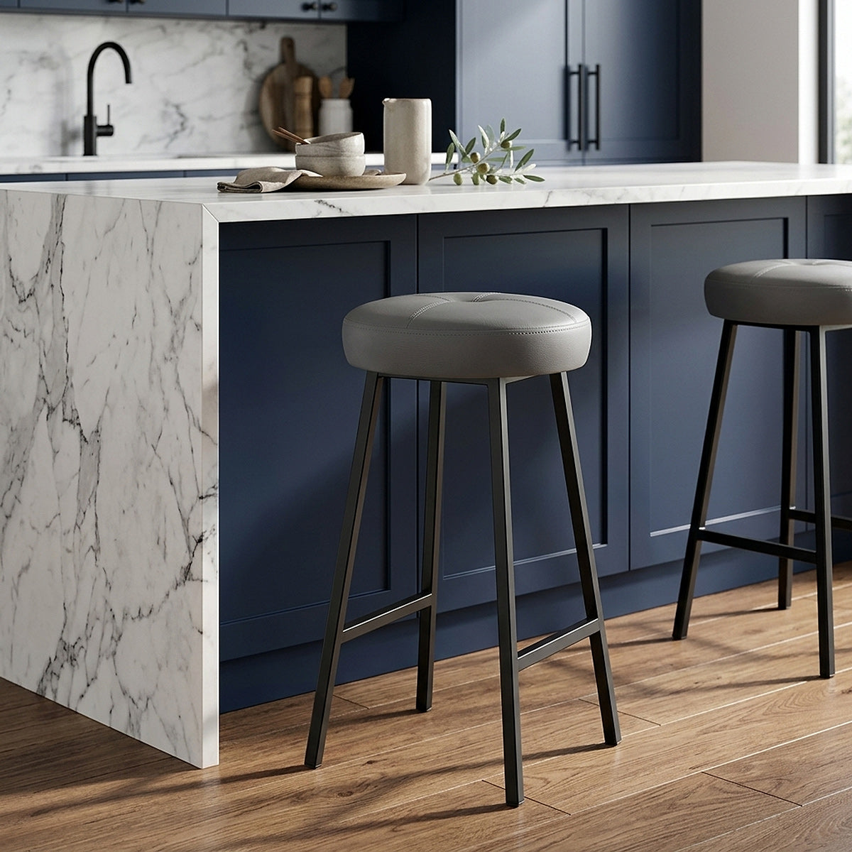 Banqueta Polipiel Satinado - Buzz Gris