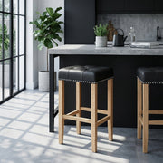 Banqueta Cuero Regenerado Madera - Chelsea Negro