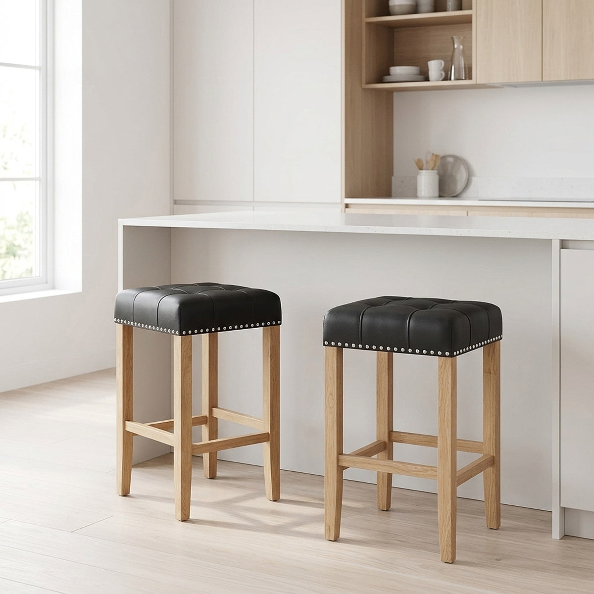 Banqueta Cuero Regenerado Madera - Chelsea Negro
