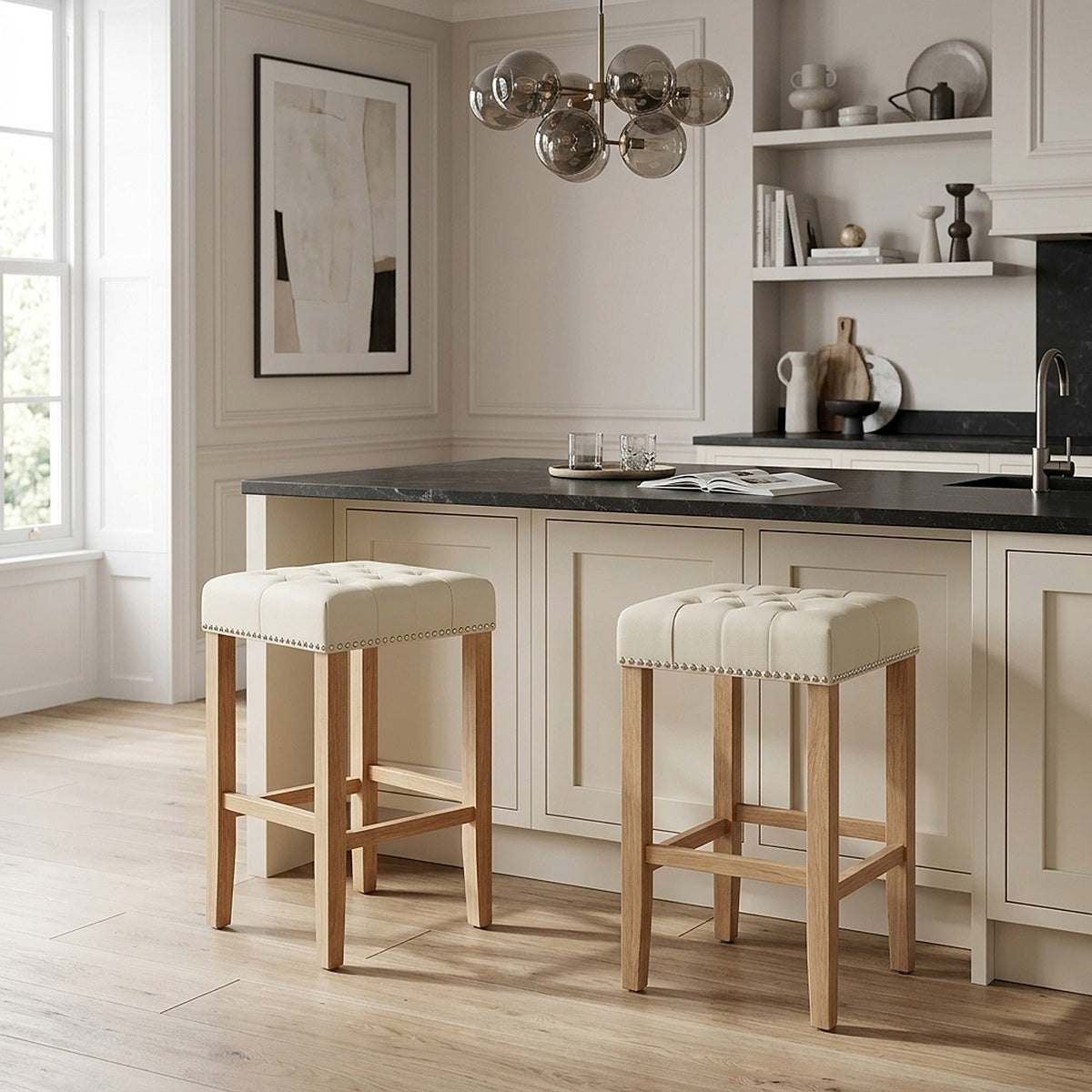 Banqueta Cuero Regenerado Madera - Chelsea Crema