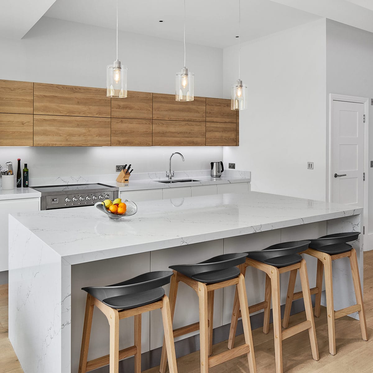 Taburete Resina Madera - Crew Gris
