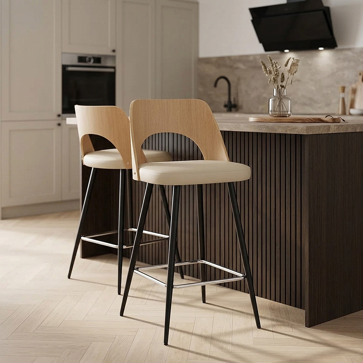 Leo BS Oak Crema