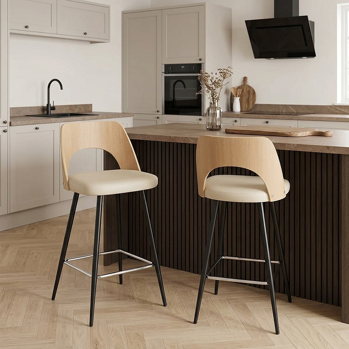 Leo BS Oak Crema