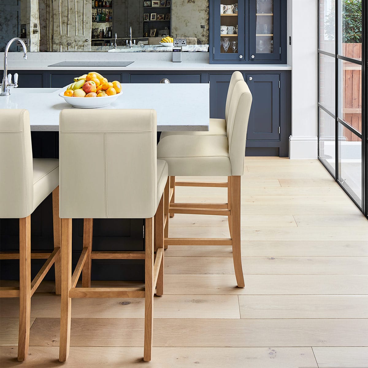 Taburete Cuero Regenerado Madera - Tetbury Crema