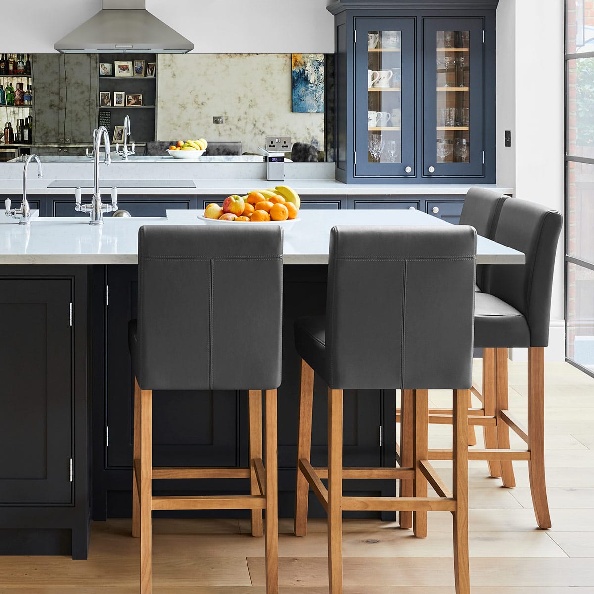 Taburete Cuero Regenerado Madera - Tetbury Gris