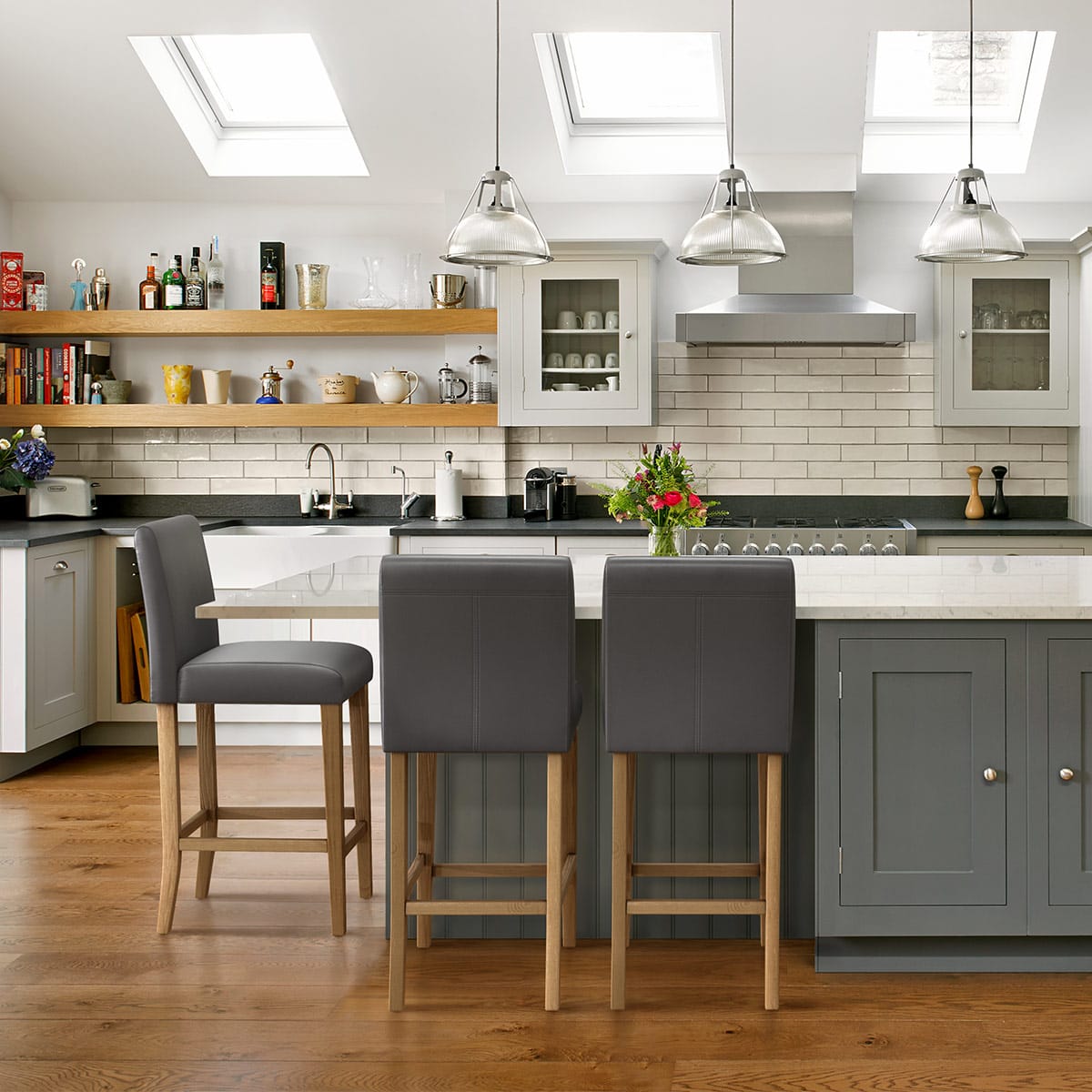 Taburete Cuero Regenerado Madera - Tetbury Gris